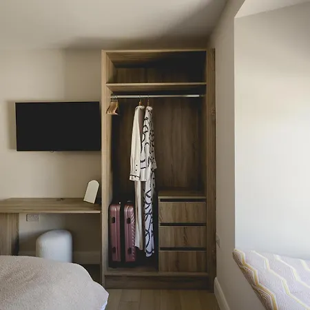 The Old Schoolhouse - Castle View