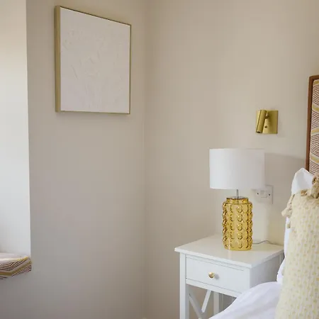 The Old Schoolhouse - Castle View Apartman