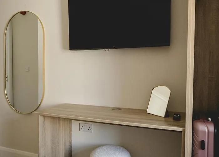 The Old Schoolhouse - Castle View Donegal Town