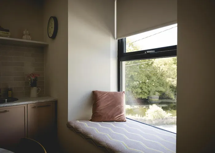 The Old Schoolhouse - Castle View Lejlighed *