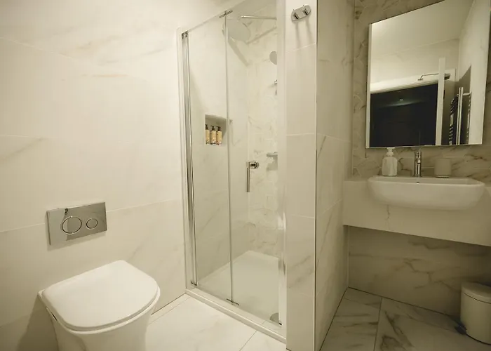 The Old Schoolhouse - Castle View Donegal Town